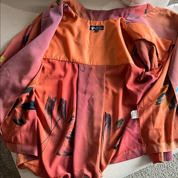 Colorful Abstract Button-Up Jacket - Picture 8 of 9